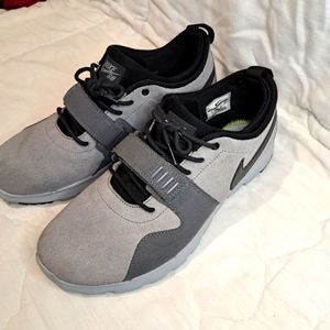 Nike SB TRAINERENDOR L Cool Grey Black Wolf Grey 806309 001 Men's Size 11